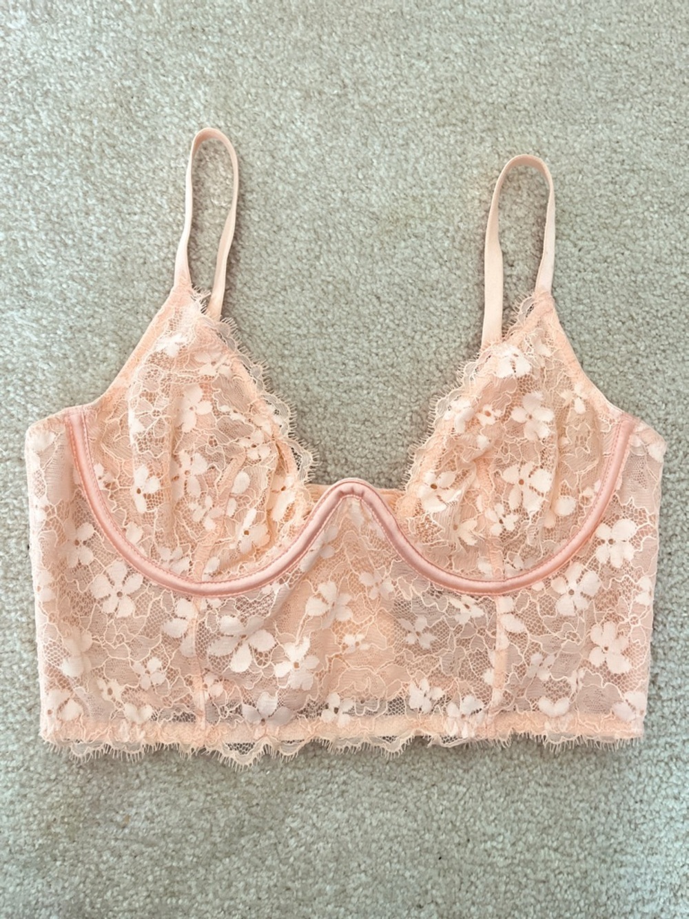Victoria’s Secret Dream Angels Long-Line Unlined Lace Bra/Corset in Peach Cream